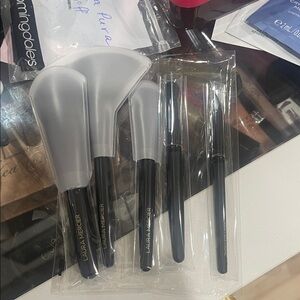 5 new with tags Laura Mercier Black travel size brushes from Laura Mercier